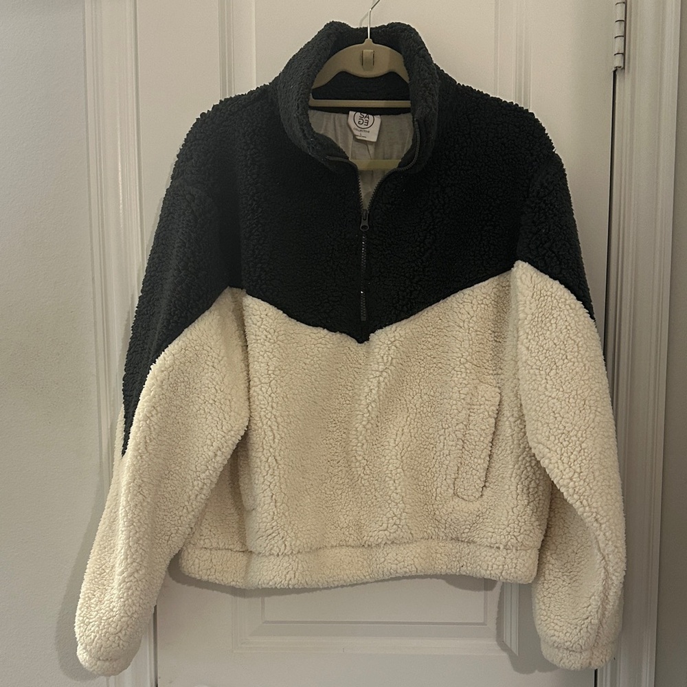 Sage Collective Charcoal gray and Ivory Sherpa Pullover